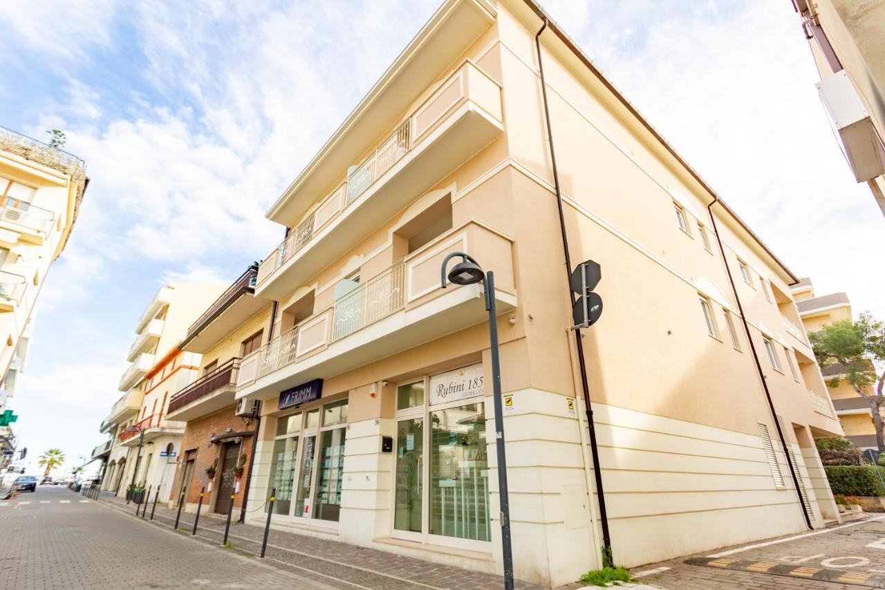 Апартаменти Blu 2P - Palazzina Laura Myho Casa Tortoreto Екстер'єр фото